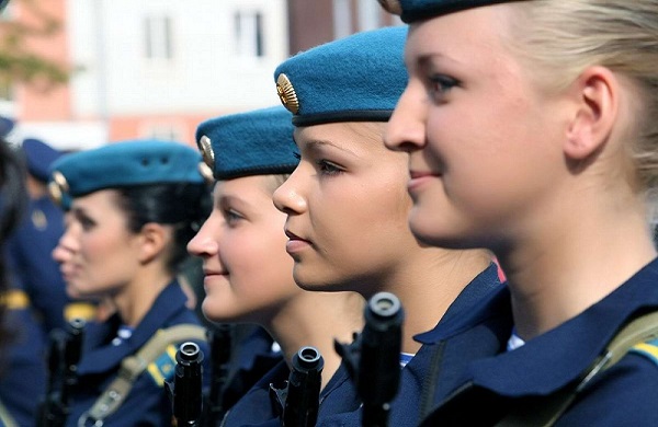 Сонник: призыв, проводы и служба парня в армии - к чему снится сон девушке?